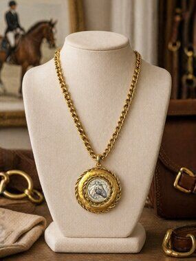 Two-Tone Horse Medallion Necklace | Gold Chunky Chain Equestrian Pendant | Yochi